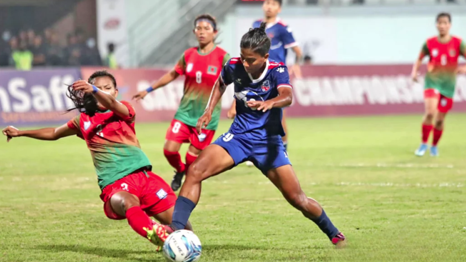 নেপালকে উড়িয়ে আবারও সাফ নারী চ্যাম্পিয়ন বাংলাদেশ